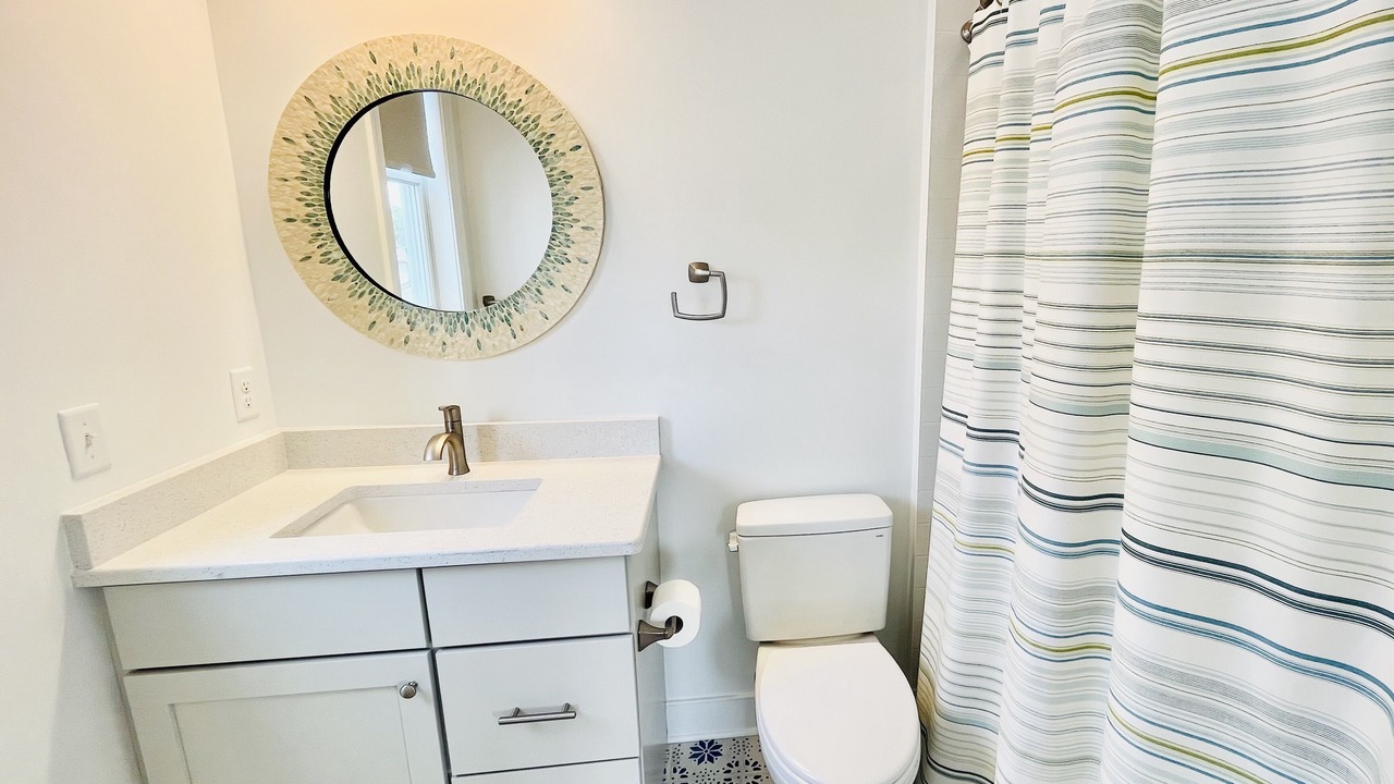 Photo of Bathroom in Country Club Estates