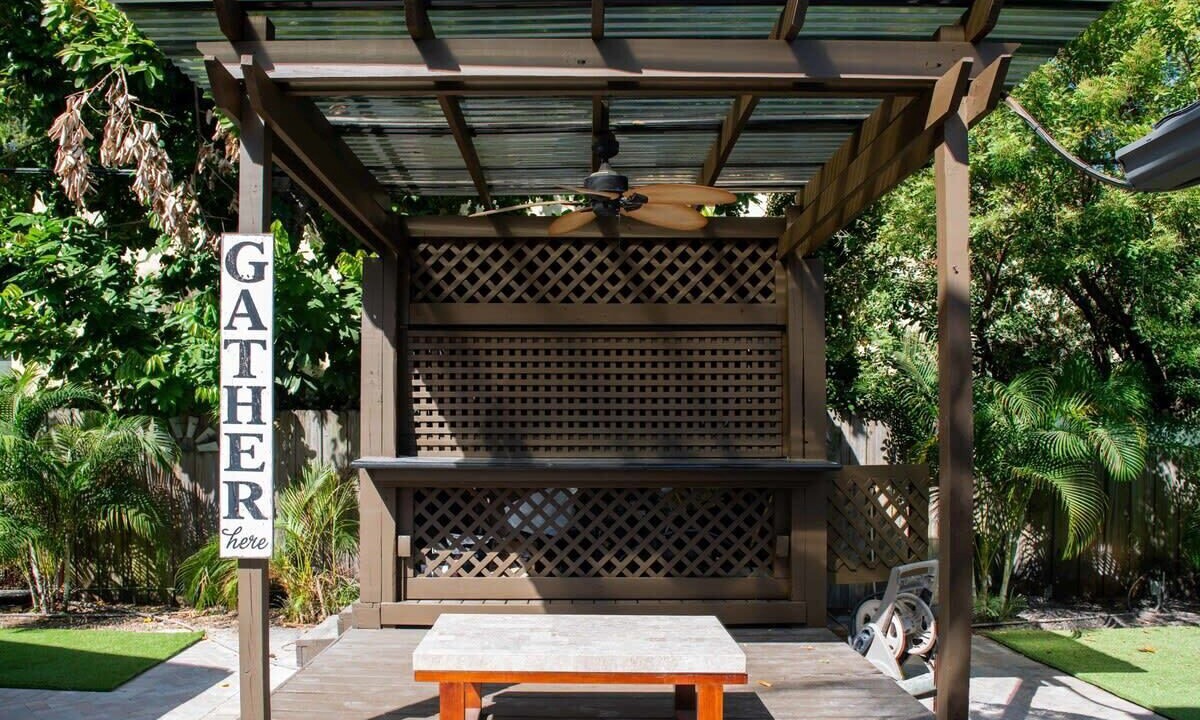 Photo of Patio Balcony in Poinciana Park