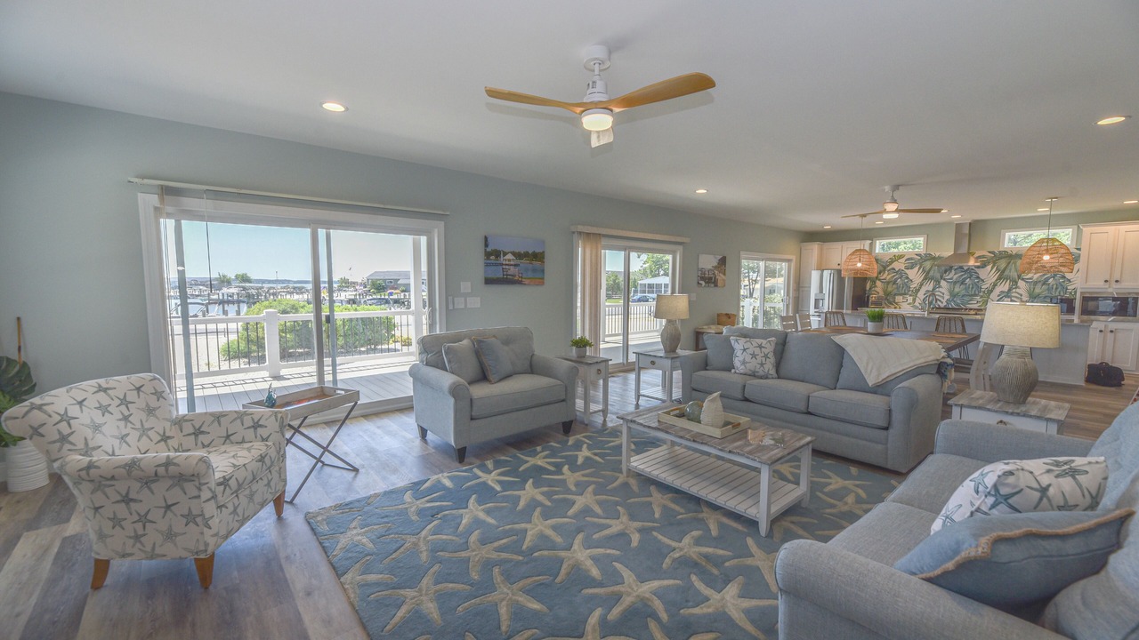 Photo of Livingroom in Long Neck