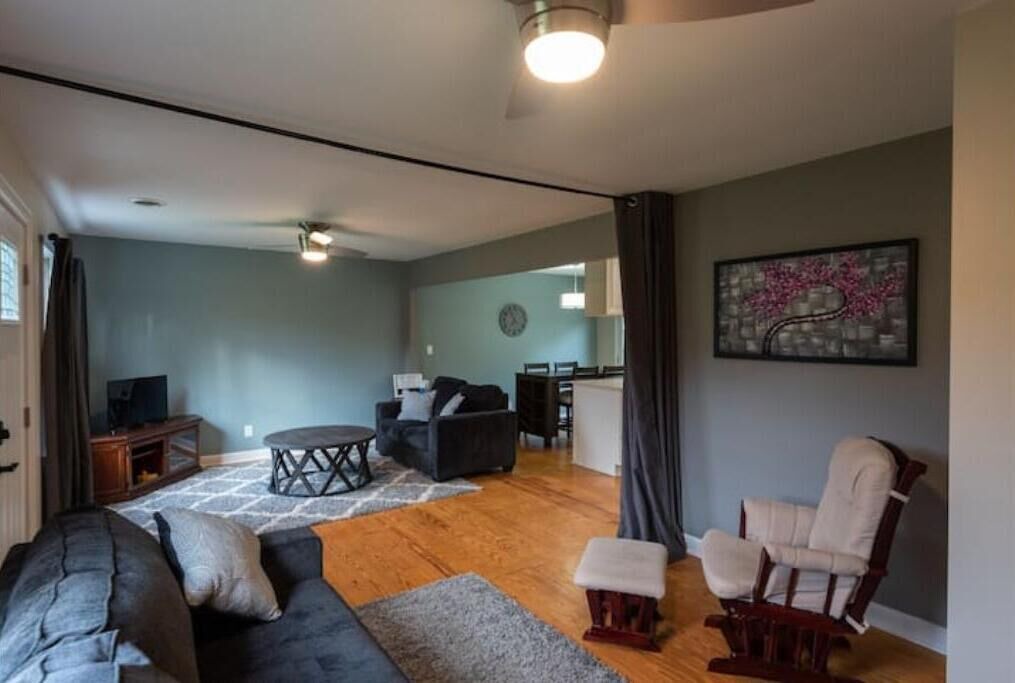 Photo of Livingroom in Stanardsville