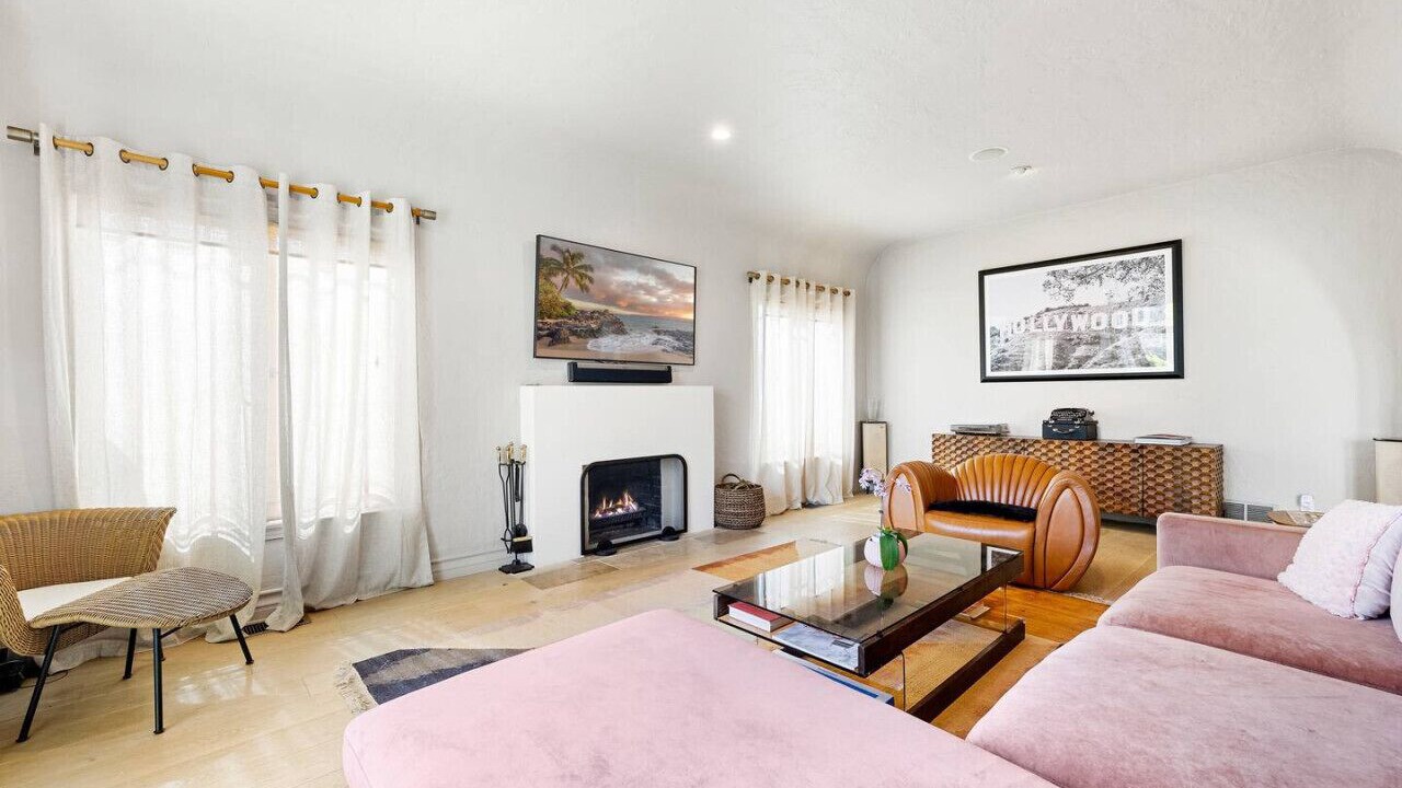 Photo of Livingroom in Los Feliz