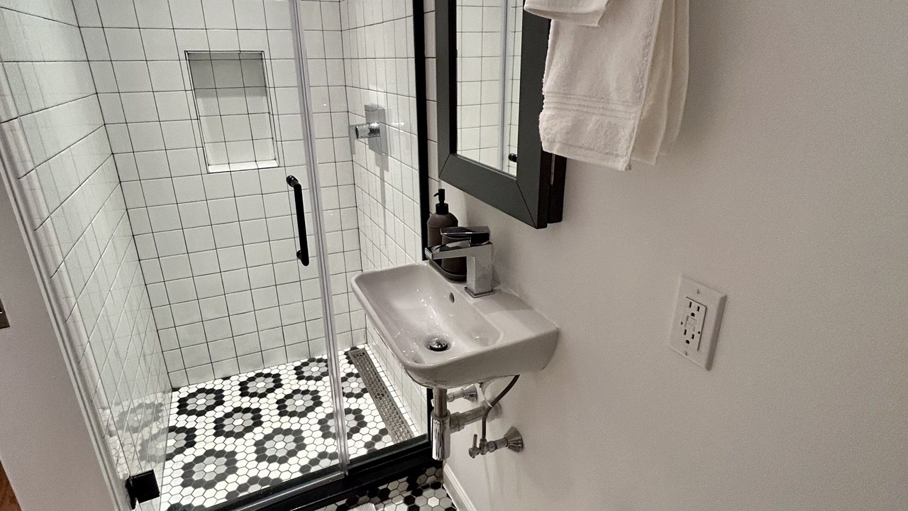 Photo of Bathroom in Jersey City