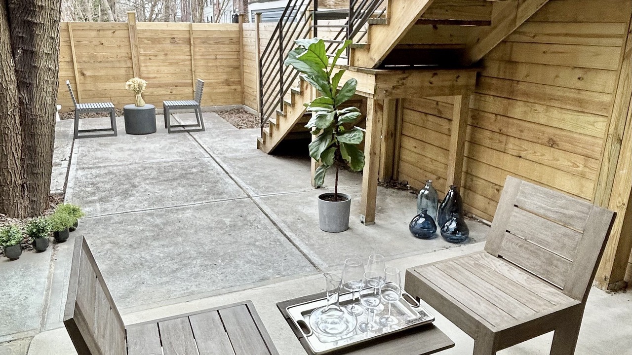 Photo of Patio Balcony in Jersey City