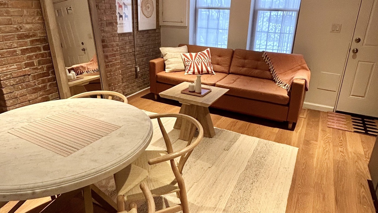 Photo of Livingroom in Jersey City