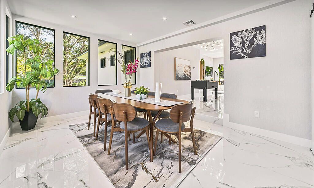 Photo of Bedroom in Golden Glades