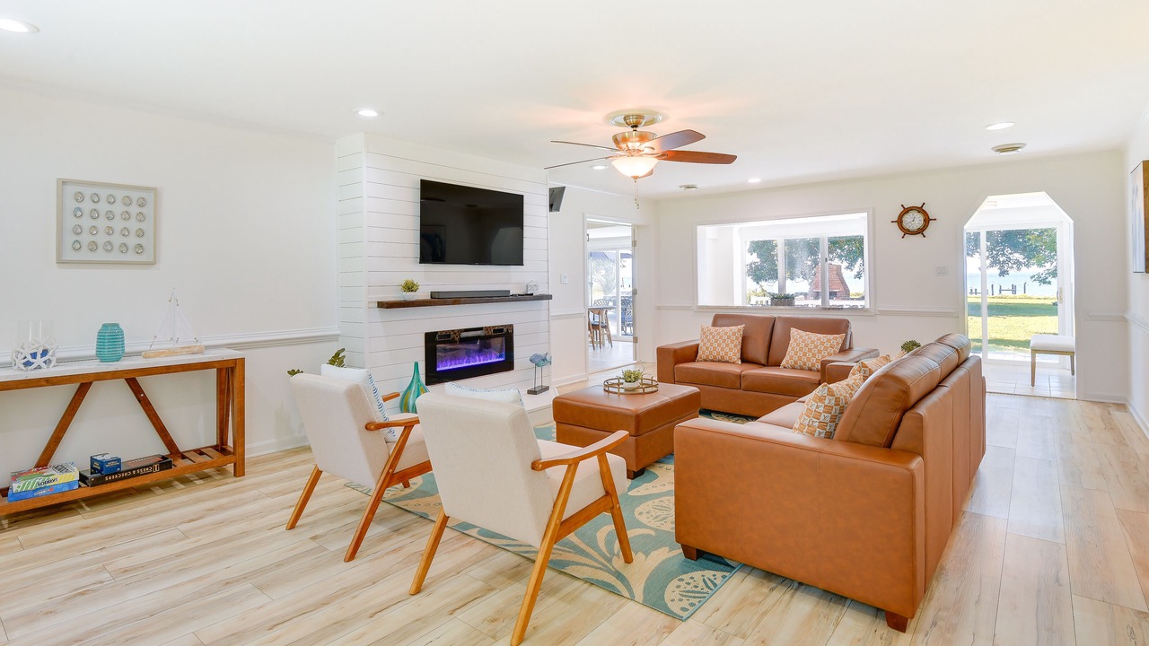 Photo of Livingroom in Point Lookout