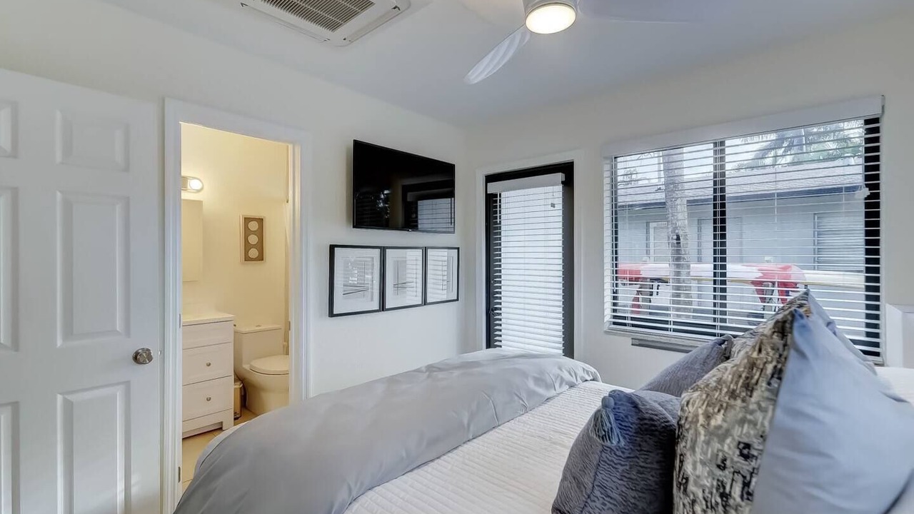 Photo of Bedroom in Middle River Terrace