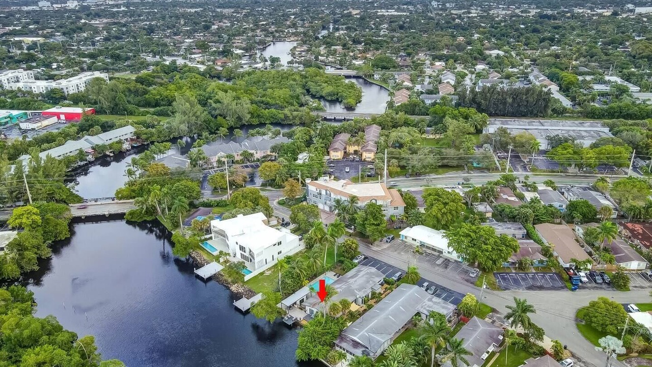 Photo of Outdoor in Middle River Terrace
