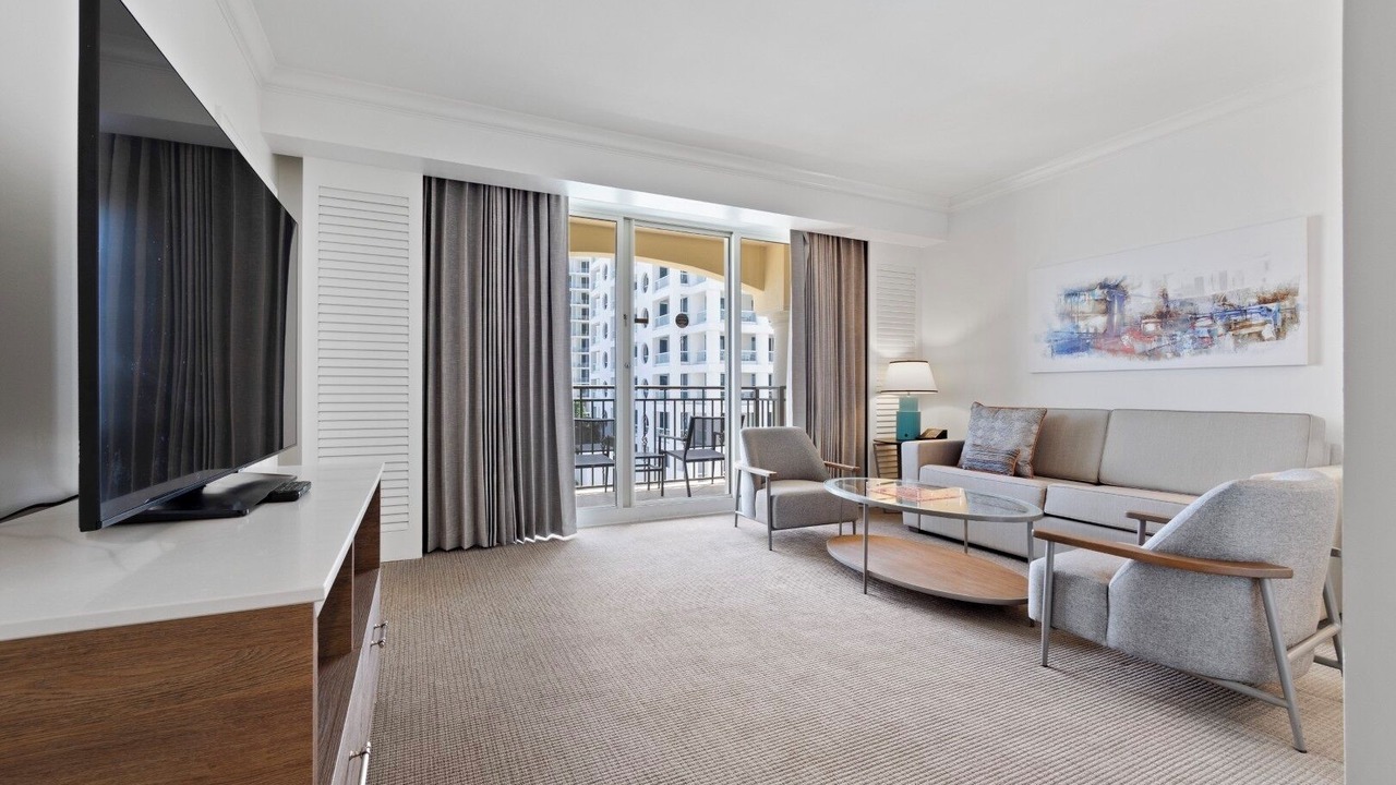 Photo of Livingroom in Central Beach