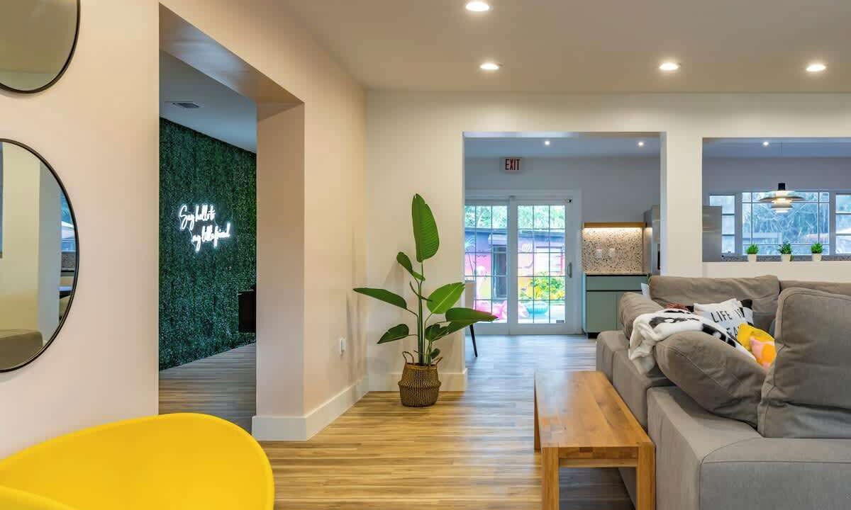 Photo of Bedroom in Golden Glades