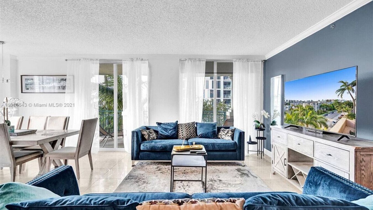 Photo of Livingroom in Sunny Isles Beach