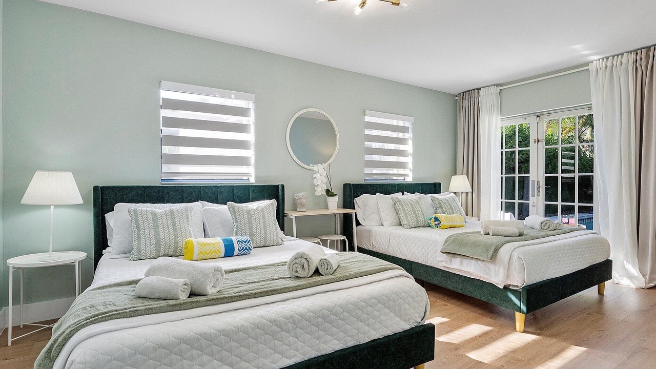 Photo of Bedroom in River Oaks