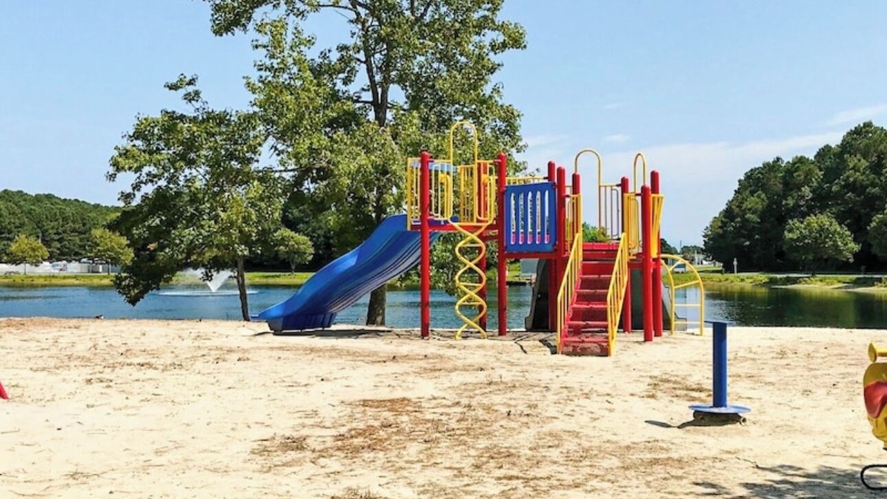 Photo of Others in Assateague Pointe