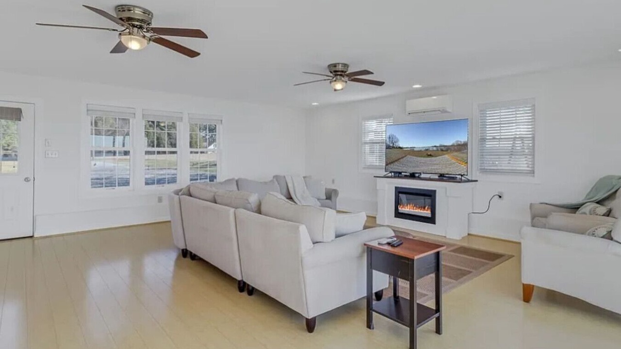 Photo of Livingroom in Sharps