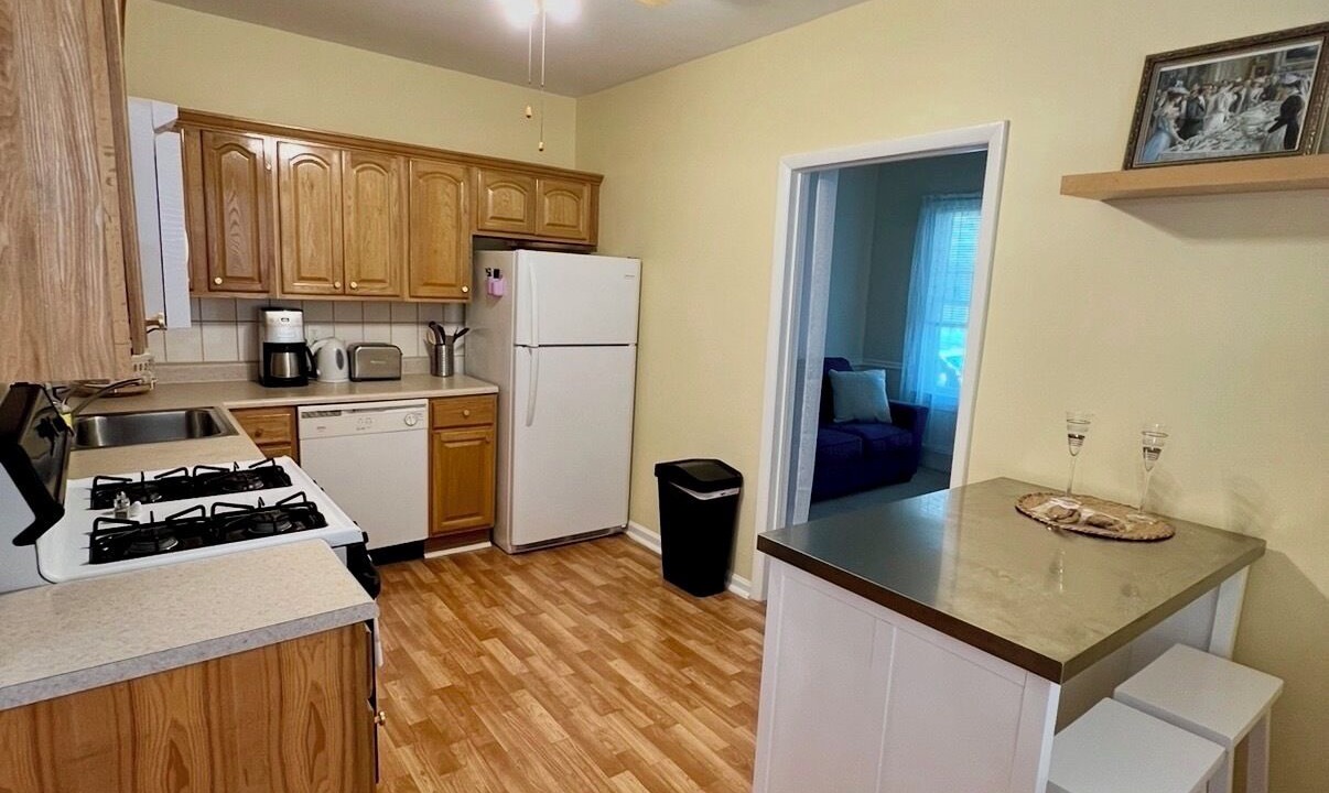 Photo of Kitchen in Wall