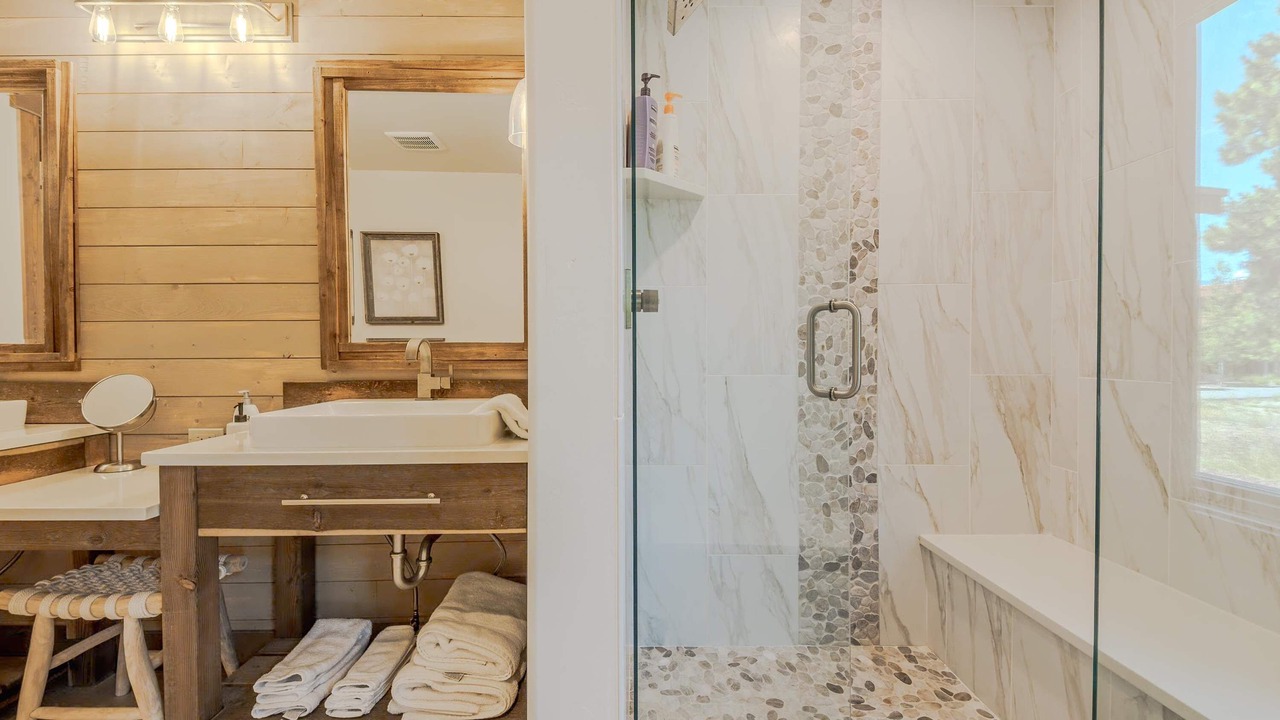 Photo of Bathroom in Eureka