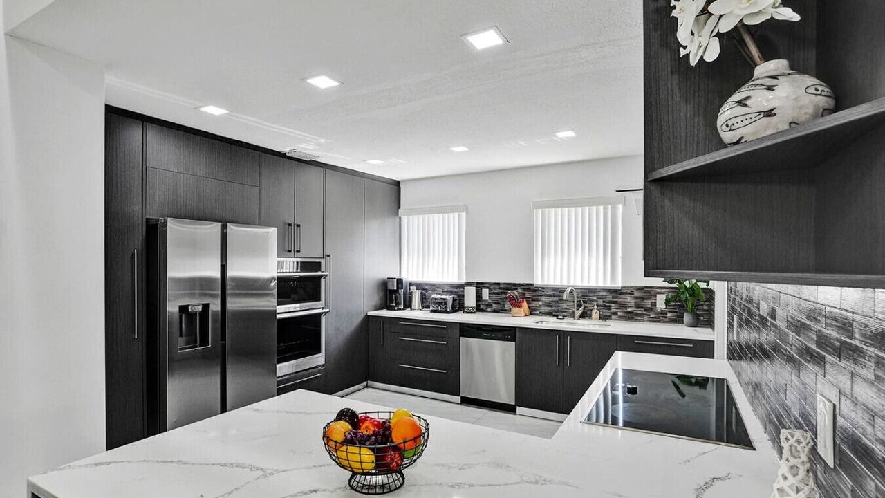 Photo of Kitchen in Hollywood Lakes