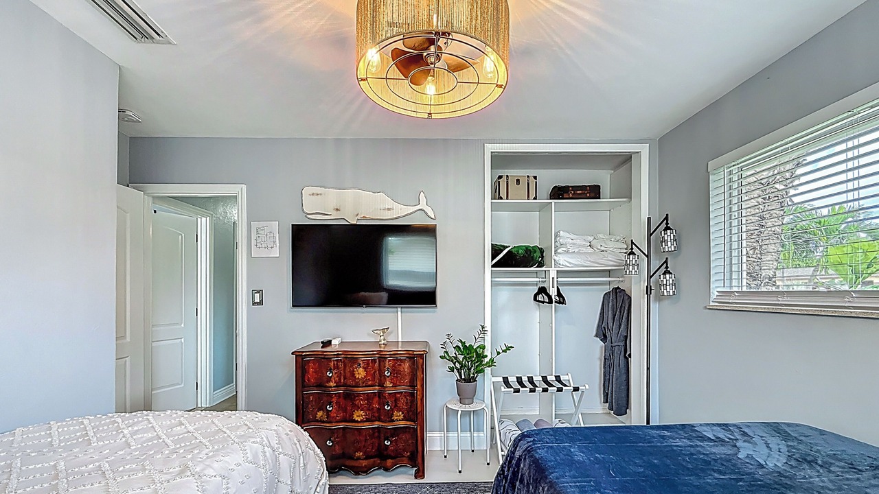 Photo of Bedroom in Riverland Village
