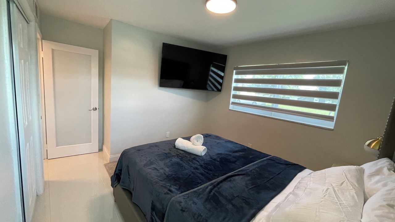 Photo of Bedroom in Carol City