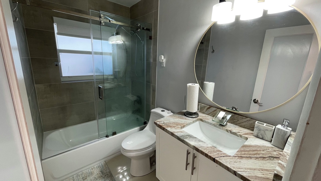 Photo of Bathroom in Carol City