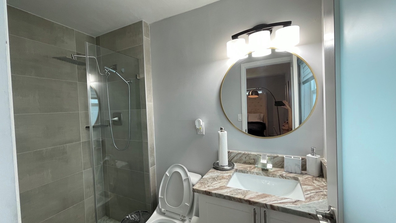 Photo of Bathroom in Carol City