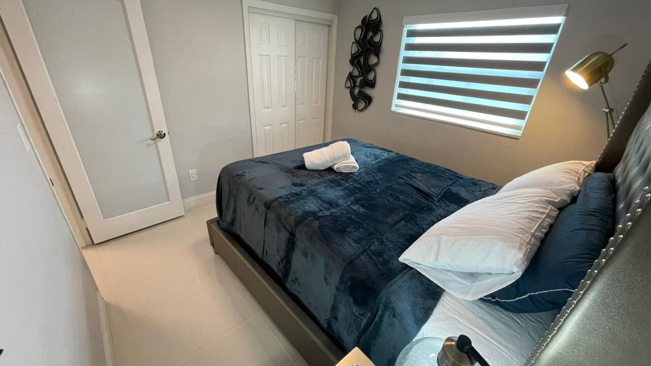 Photo of Bedroom in Carol City