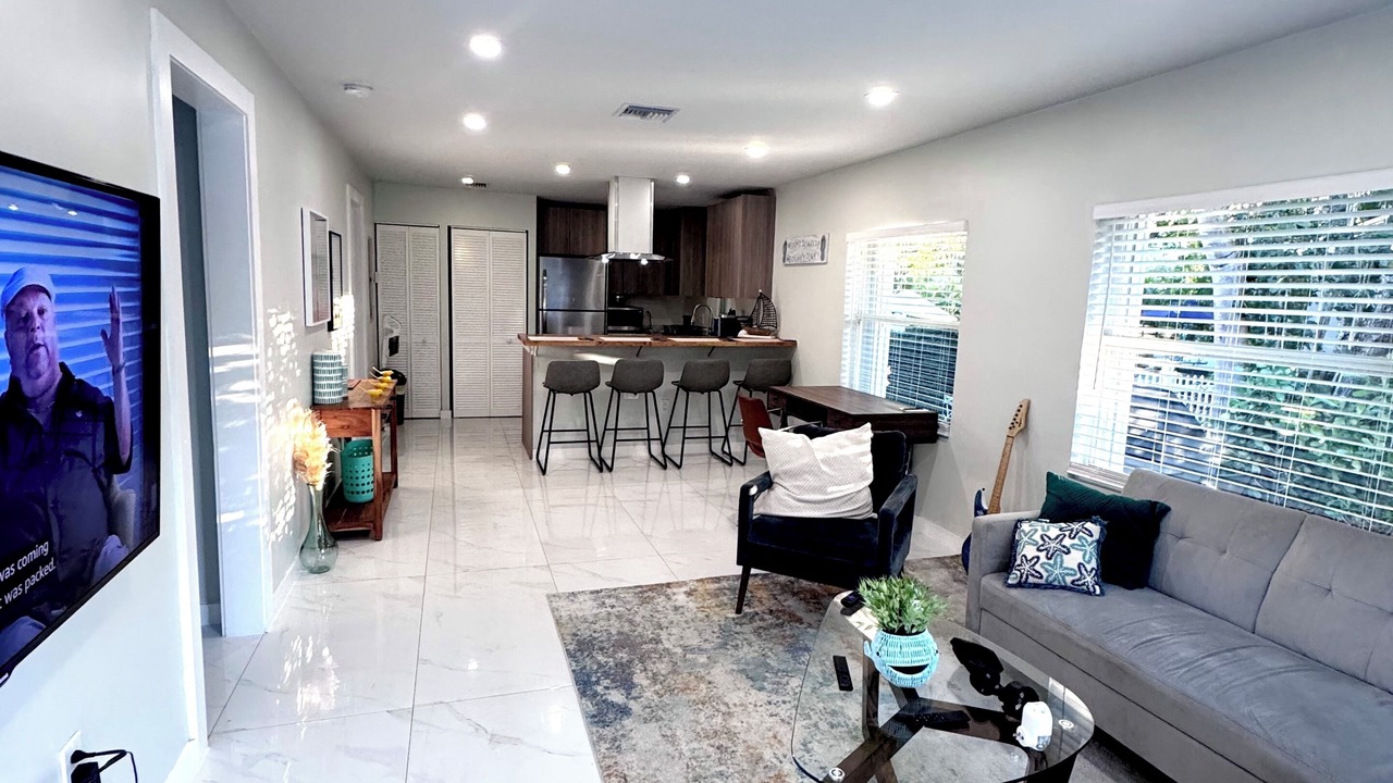 Photo of Livingroom in Dania Beach