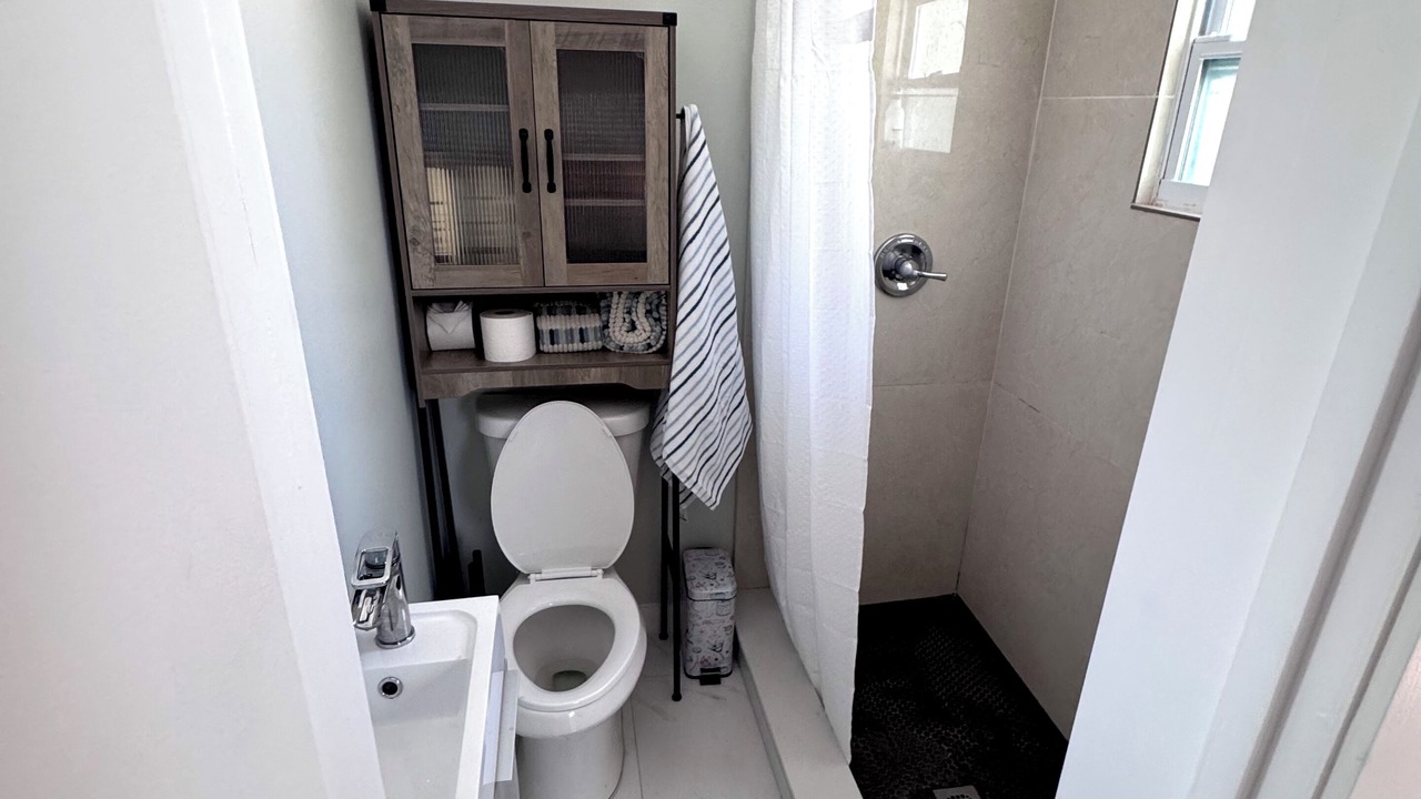 Photo of Bathroom in Dania Beach