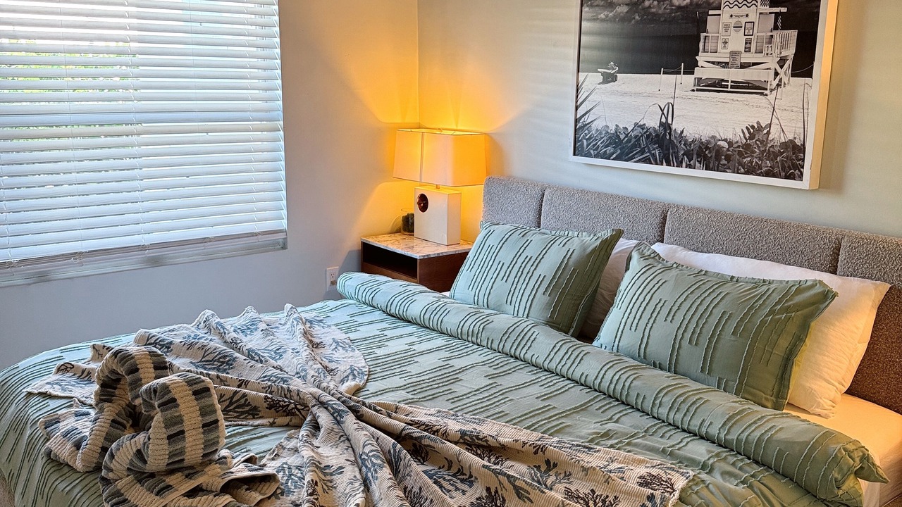 Photo of Bedroom in Dania Beach