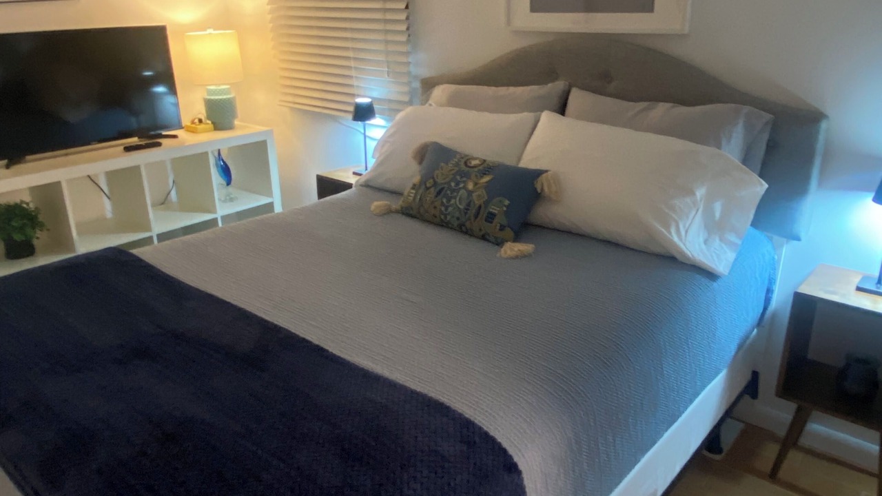 Photo of Bedroom in Wilton Manors