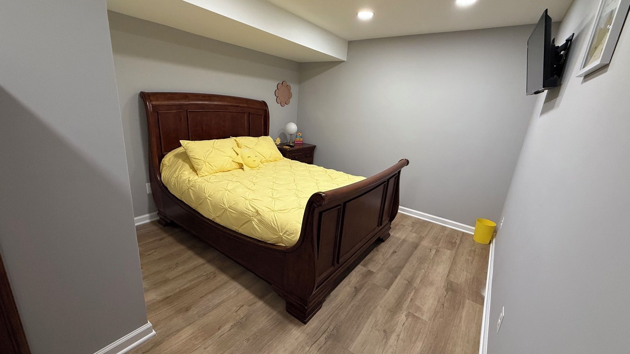 Photo of Bedroom in James Madison