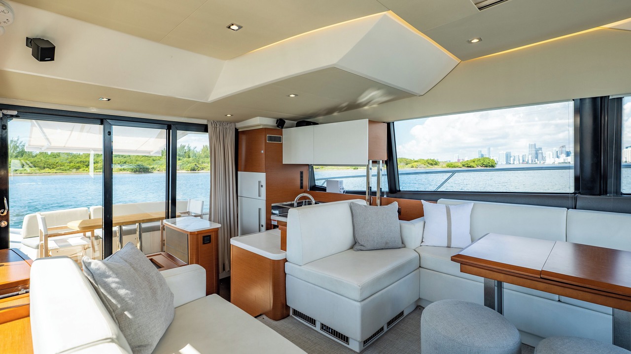 Photo of Livingroom in Keystone Point