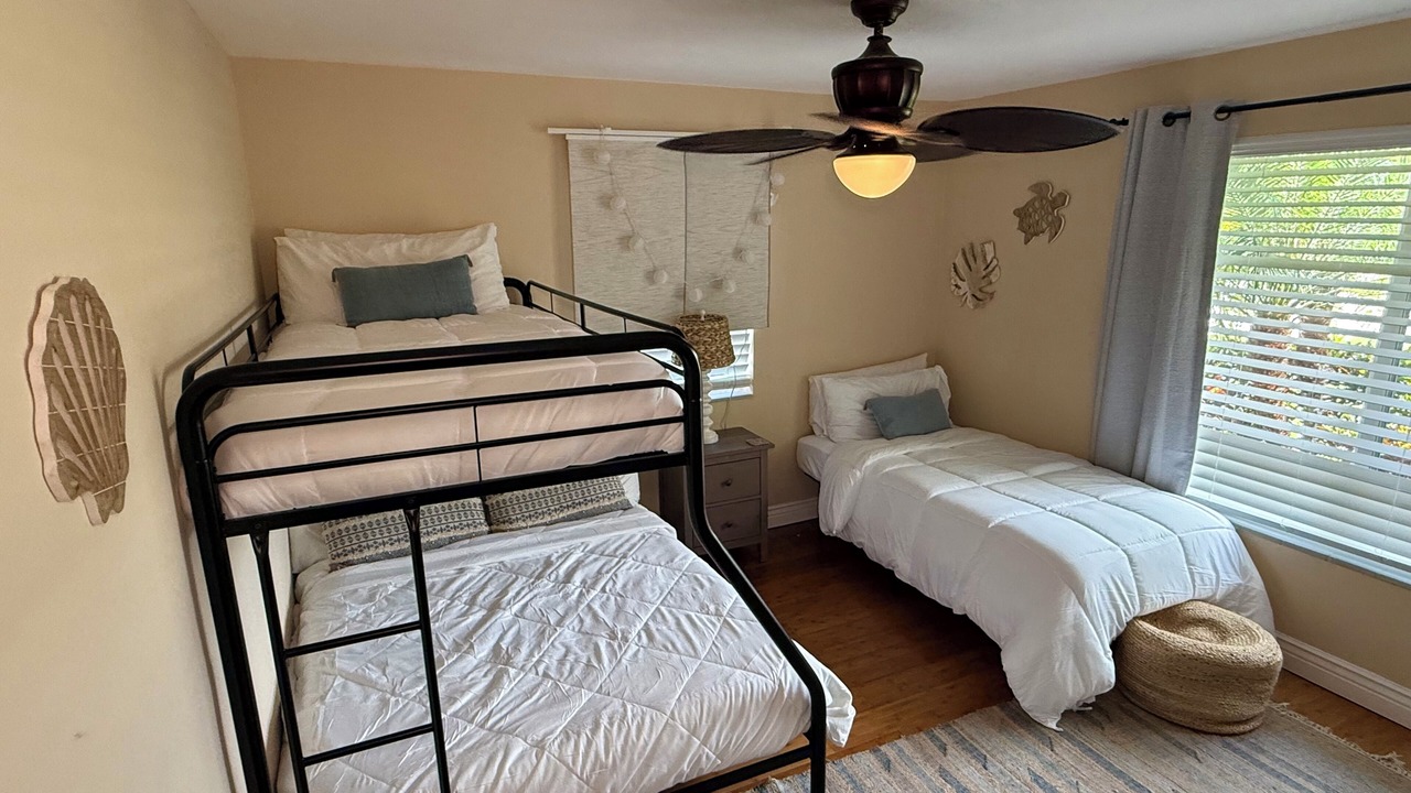 Photo of Bedroom in Deerfield Beach