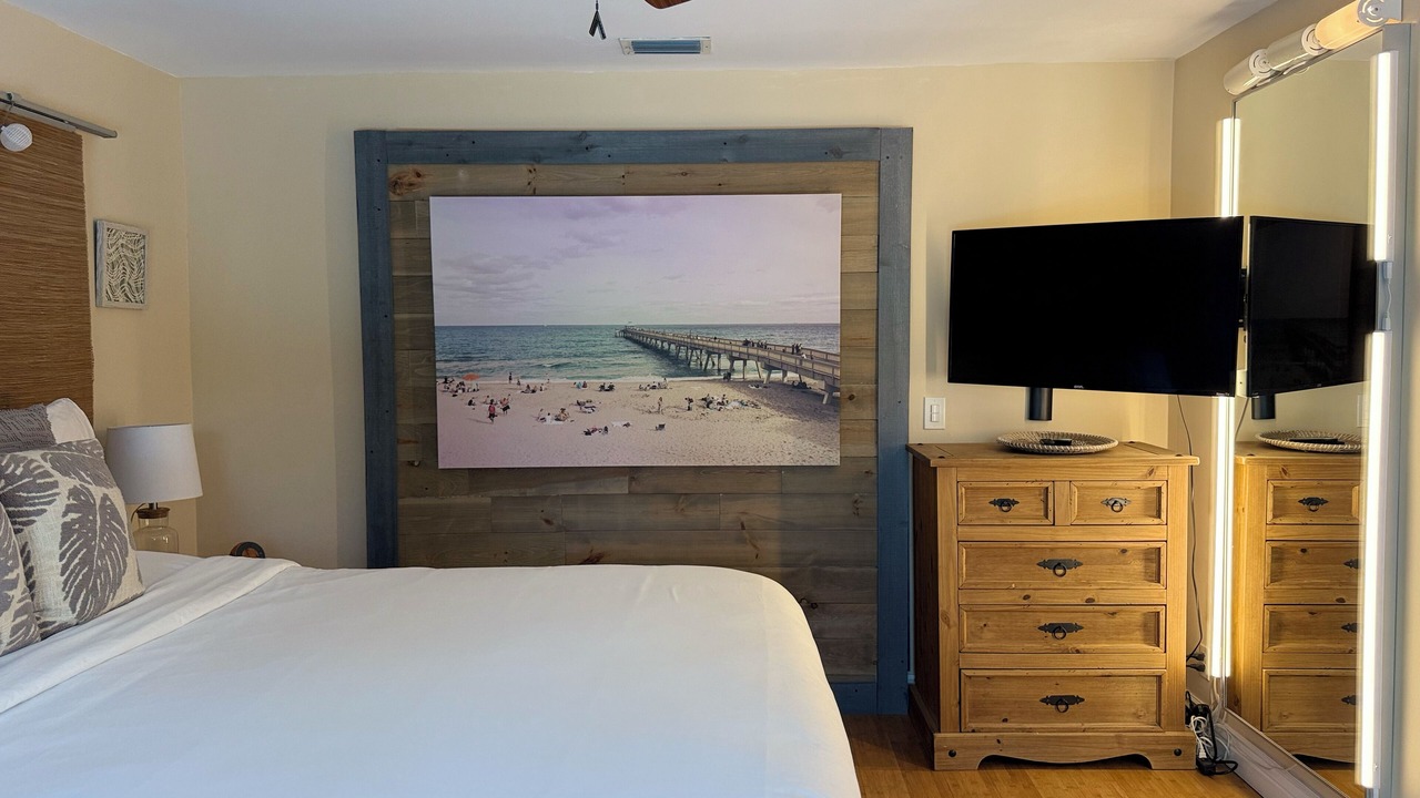 Photo of Bedroom in Deerfield Beach