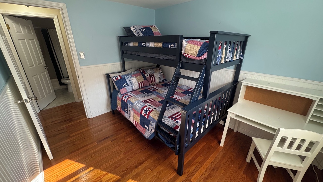 Photo of Bedroom in Cotuit