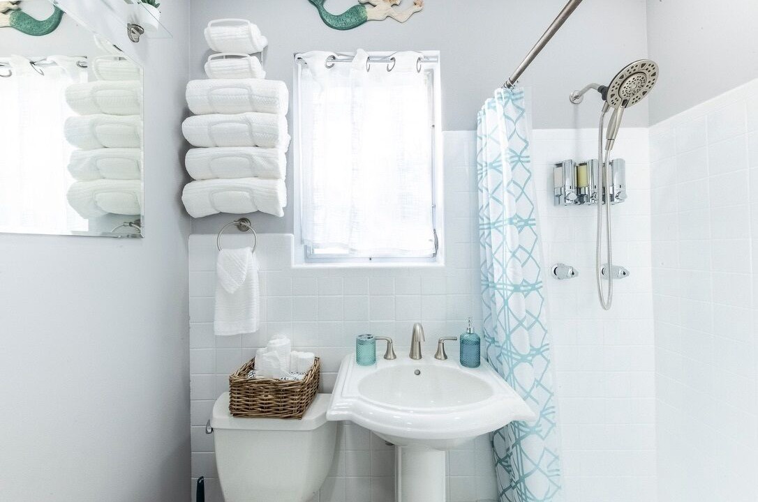 Photo of Bathroom in Royal Poinciana