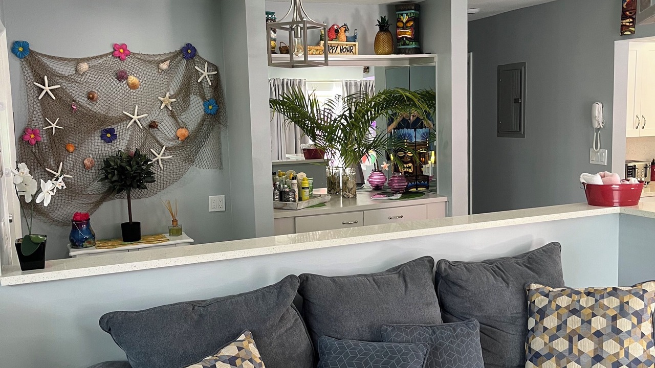 Photo of Livingroom in Harbordale