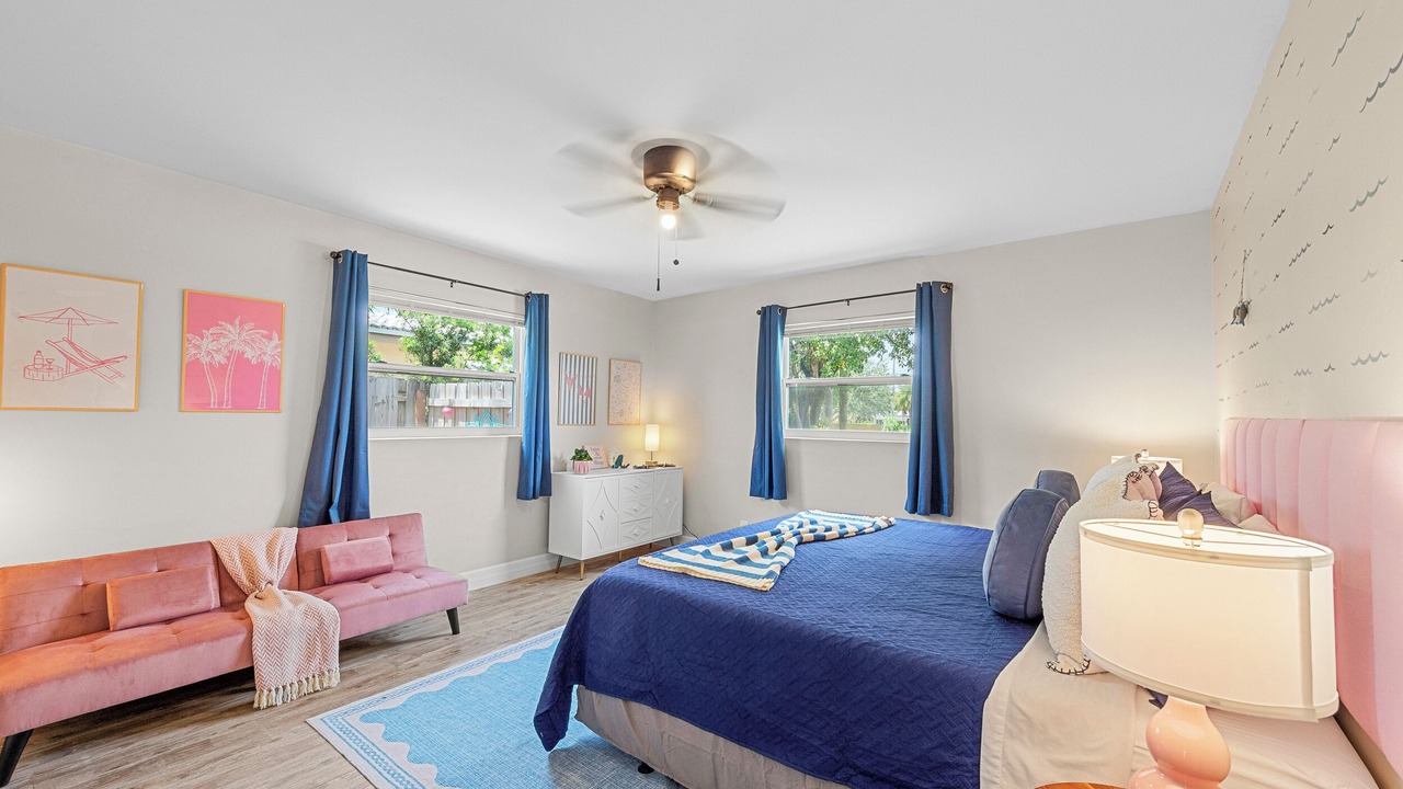 Photo of Bedroom in Coral Heights