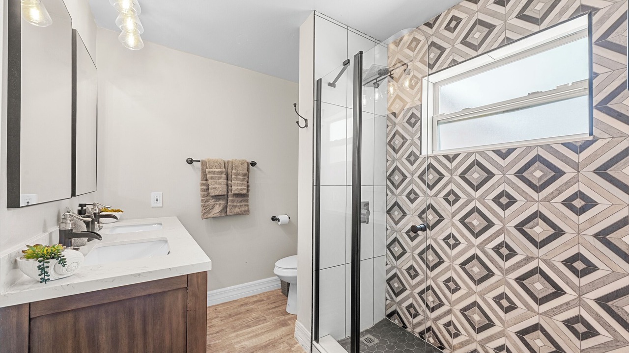 Photo of Bathroom in Coral Heights