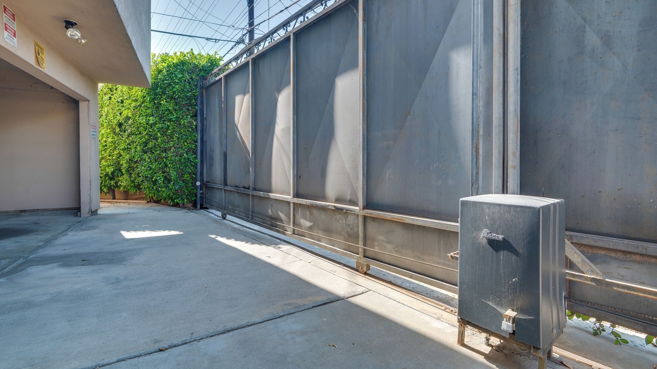 Photo of Outdoor in Mid City