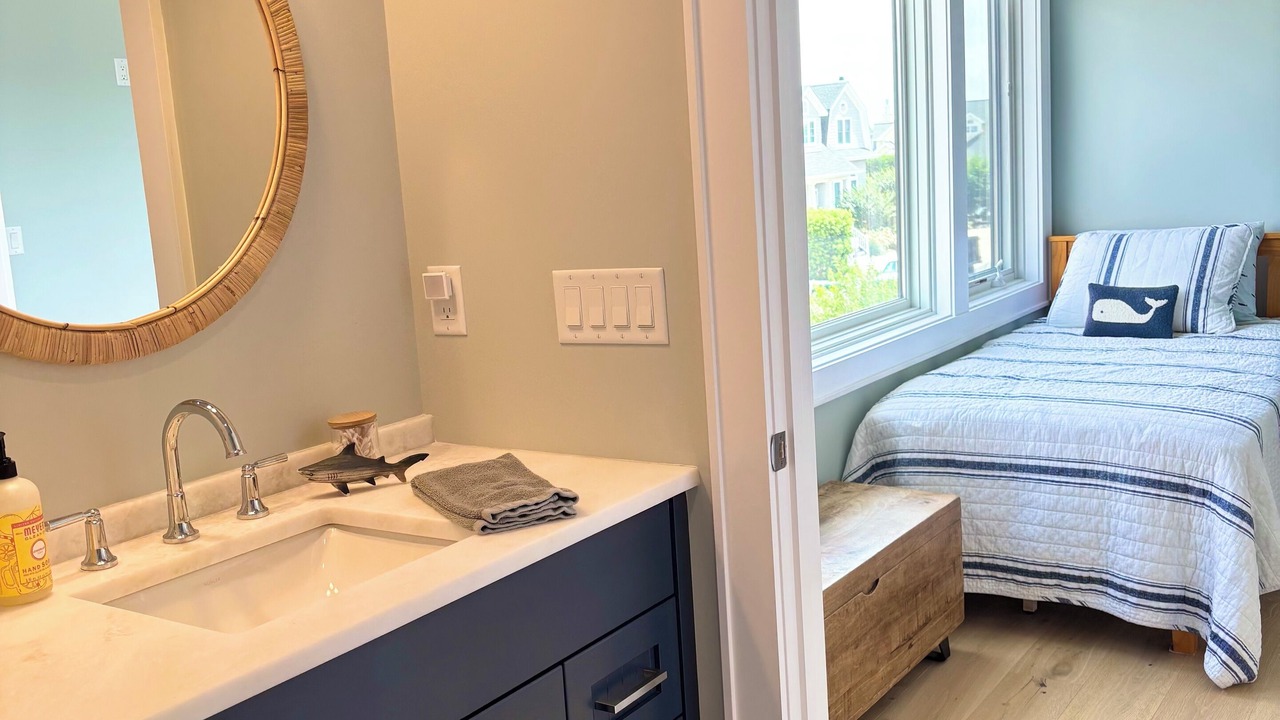 Photo of Bedroom in Loveladies