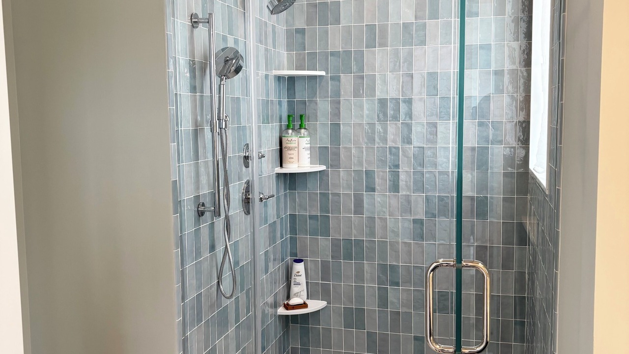 Photo of Bathroom in Loveladies