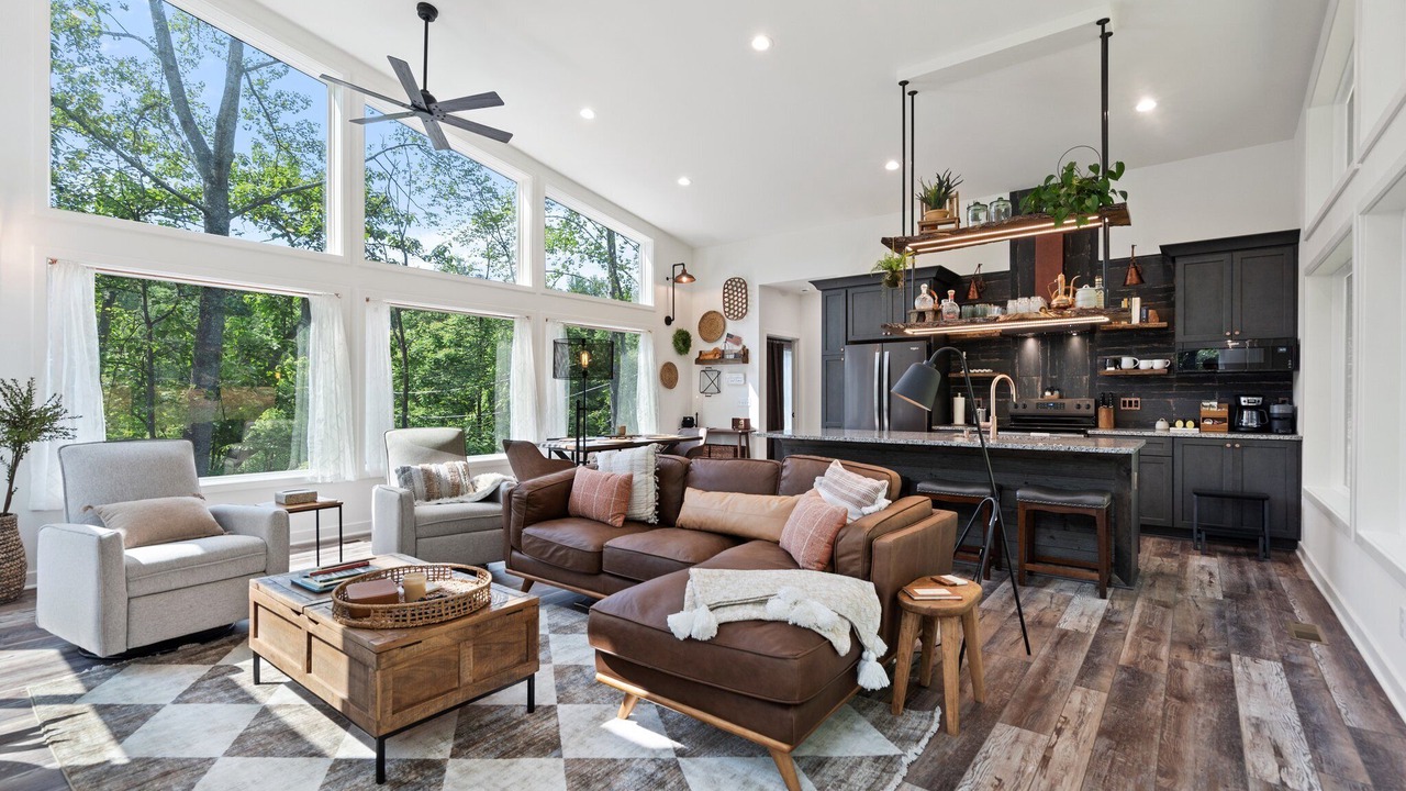 Photo of Livingroom in Oakpark