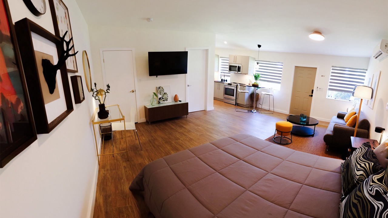 Photo of Bedroom in North Miami