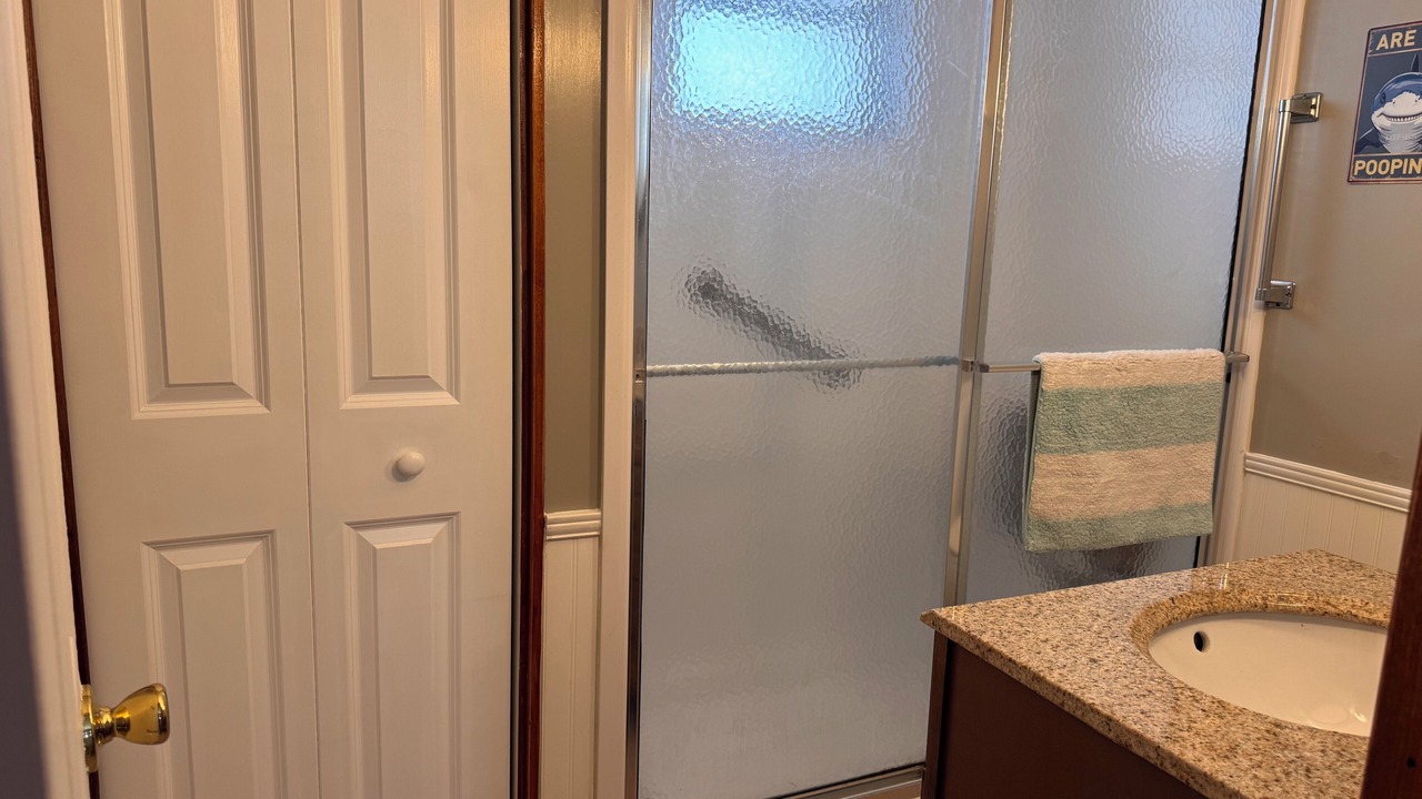 Photo of Bathroom in Broadkill Beach