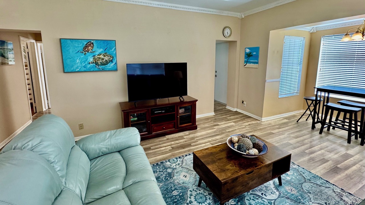 Photo of Livingroom in Hollywood South Central Beach