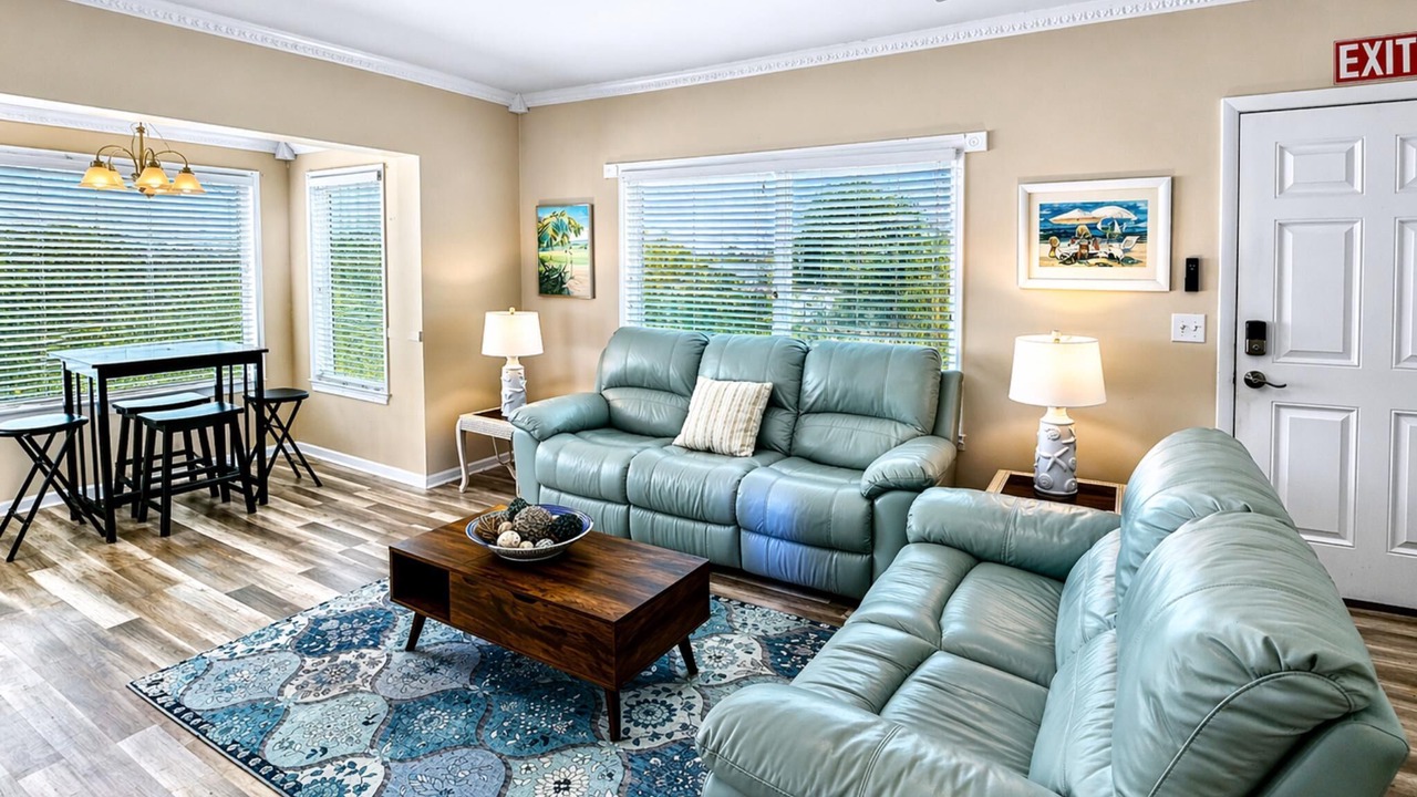 Photo of Livingroom in Hollywood South Central Beach