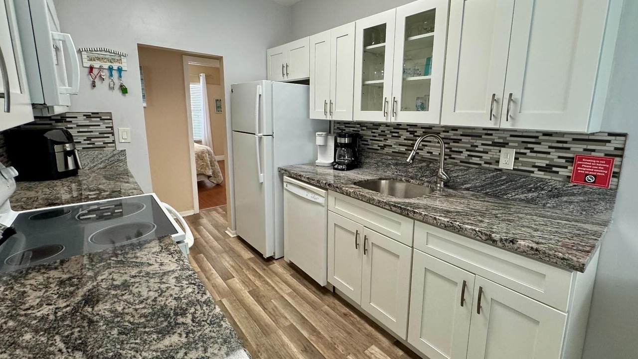Photo of Kitchen in Hollywood South Central Beach