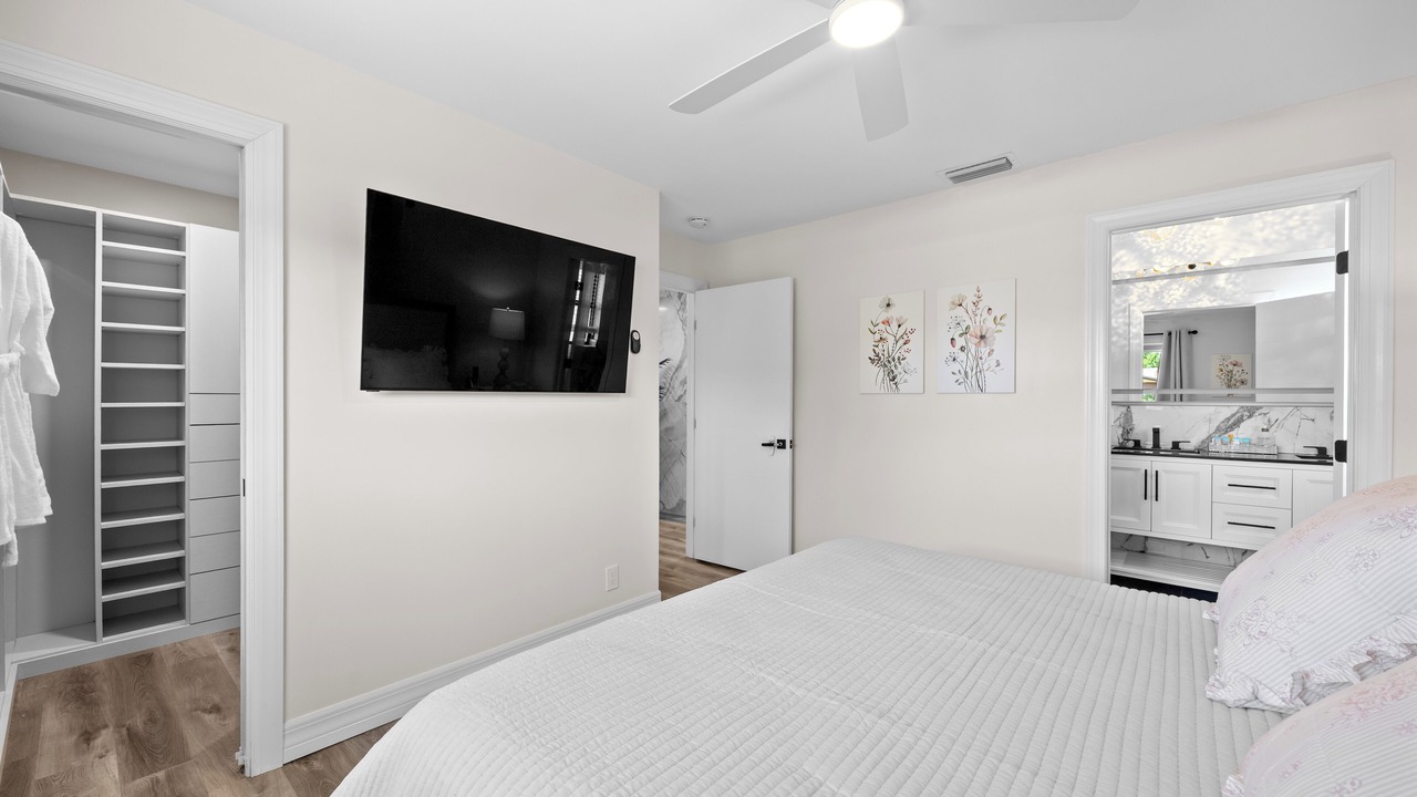 Photo of Bedroom in Tropic Palms