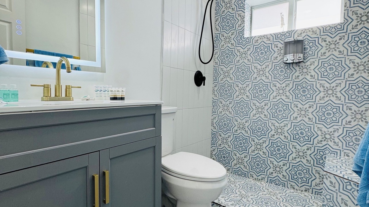 Photo of Bathroom in Highland Garden